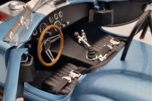 Shelby Cobra 427 S/C Azul Claro Kyosho 1:18 08048SBL Metal - imagen 7 de 9
