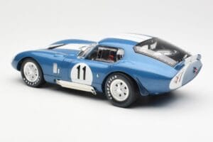 Shelby Daytona Cobra Coupe #11 S. Thompson 24 Hours of Le Mans 1965 CMR 1:18 CMR114 Metal - imagen 7 de 8