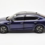 Skoda Octavia Pro Azul FAW 1:18 ZMR000006BLA - image 4 of 8