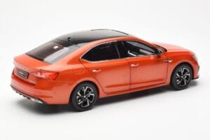 Skoda Octavia Pro Naranja FAW 1:18 ZMR000006ORA Metal - imagen 3 de 8