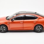 Skoda Octavia Pro Naranja FAW 1:18 ZMR000006ORA - image 4 of 8