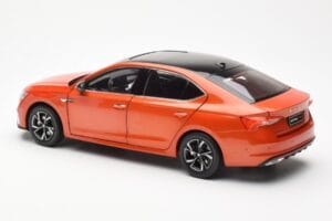 Skoda Octavia Pro Naranja FAW 1:18 ZMR000006ORA Metal - imagen 7 de 8