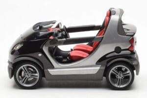 Smart Fortwo Crossblade Descapotable Plata Negro Kyosho 1:18 13440 Metal - imagen 3 de 6