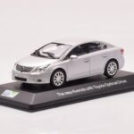 Toyota Avensis T270 Plata Minichamps 1:43 - image 2 of 4