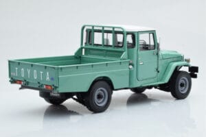 Toyota Land Cruiser 40 4x4 Pickup Verde Kyosho 1:18 08958FG Metal - imagen 4 de 8
