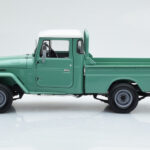 Toyota Land Cruiser 40 4x4 Pickup Verde Kyosho 1:18 - image 5 of 8