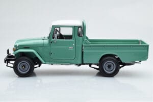 Toyota Land Cruiser 40 4x4 Pickup Verde Kyosho 1:18 08958FG Metal - imagen 5 de 8