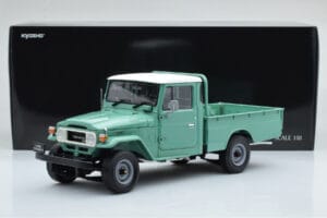 Toyota Land Cruiser 40 4x4 Pickup Verde Kyosho 1:18 08958FG Metal - imagen 8 de 8