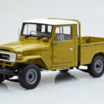 Toyota Land Cruiser 40 4x4 Pickup Oliva Kyosho 1:18