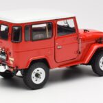 Toyota Land Cruiser FJ40 Van Rojo Kyosho 1:18 08971R - image 3 of 8