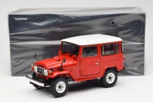 Toyota Land Cruiser FJ40 Van Rojo Kyosho 1:18 08971R Metal - imagen 8 de 8