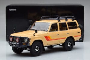 Toyota Land Cruiser 60 Beige Con Piezas Opcionales Kyosho 1:18 08956XBE Metal - imagen 12 de 12