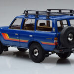 Toyota Land Cruiser 60 Azul Con Piezas Opcionales Kyosho 1:18 - image 6 of 11