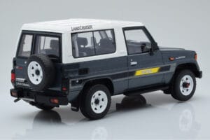 Toyota Land Cruiser LJ73 Gris Otto 1:18 OT437 Resina - imagen 2 de 6