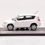 Toyota RAV4 XA30 Blanco Minichamps 1:43