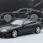 Toyota Supra A80 Negro LCD 1:18 - image 7 of 7