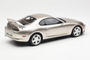 Toyota Supra A80 Plata Otto 1:18 OTM715 Resina - imagen 2 de 6