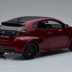 Toyota GR Yaris Rojo Otto 1:18 - image 2 of 6