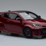 Toyota GR Yaris Rojo Otto 1:18 - image 4 of 6