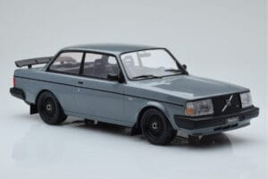 Volvo 240 Turbo Gris IXO 1:18 18CMC089 Metal - imagen 4 de 6