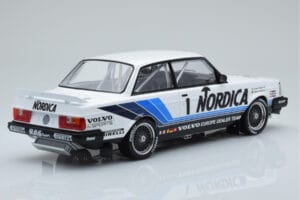 Volvo 240 Turbo Nordica #1 J. Cecotto / A. Olafsson ETCC Brno 1986 IXO 1:18 18RMC087 Metal - imagen 2 de 6