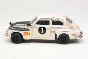 Volvo PV 544 Rally Revell 1:18 8922 Metal - imagen 4 de 8