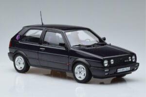 Volkswagen Golf GTI Mk2 Fire and Ice Morado Norev 1:18 188558 Metal - imagen 5 de 7