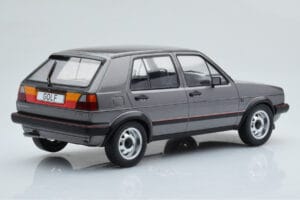 Volkswagen Golf GTI Mk2 Gris MCG 1:18 MCG18390 Metal - imagen 2 de 6