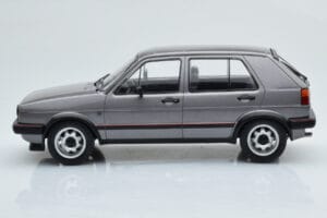 Volkswagen Golf GTI Mk2 Gris MCG 1:18 MCG18390 Metal - imagen 3 de 6