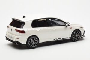 Volkswagen Golf GTI Mk8 Clubsport Blanco Otto 1:18 OT986 Resina - imagen 2 de 6