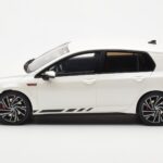 Volkswagen Golf GTI Mk8 Clubsport Blanco Otto 1:18 OT986 - image 3 of 6