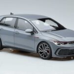 Volkswagen Golf GTI Mk8 Norev 1:18 188590 Metal - image 5 of 7