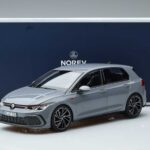 Volkswagen Golf GTI Mk8 Norev 1:18 188590 Metal - image 7 of 7