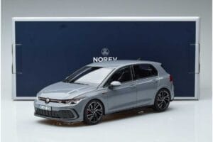 Volkswagen Golf GTI Mk8 Norev 1:18 188590 Metal - imagen 7 de 7