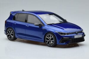Volkswagen Golf Mk8 R Azul Otto 1:18 OT413 Resina - imagen 4 de 6