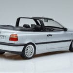 Volkswagen Golf Mk3 Descapotable Plata Norev 1:18 188468 Metal - image 2 of 6
