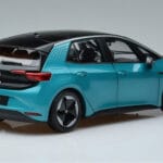 Volkswagen ID.3 Verde FAW 1:18 ZVN000001GRU Metal - image 3 of 7