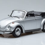 Volkswagen Beetle 1303 Cabriolet Plateado Norev 1:18