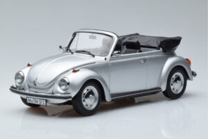 Volkswagen Beetle 1303 Cabriolet Plateado Norev 1:18