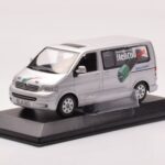 Volkswagen Multivan T5 Plateado Heli Coil Edition Minichamps 1:43 - image 2 of 4
