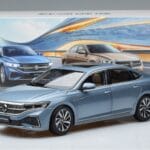 Volkswagen Passat B8 Azul FAW 1:18 ZVF000003A Metal - image 7 of 7