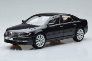 Volkswagen Phaeton V6 Mazeppa Gris Kyosho 1:18