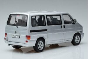 Volkswagen T4b Transporter Caravelle Minibus Schuco 1:18 450041500 Metal - imagen 3 de 8