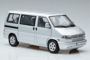 Volkswagen T4b Transporter Caravelle Minibus Schuco 1:18 450041500 Metal - imagen 6 de 8