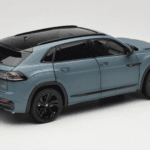 Volkswagen Teramont X Gris FAW 1:18 ZVB000003B Metal - image 3 of 8