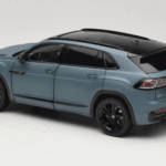 Volkswagen Teramont X Gris FAW 1:18 ZVB000003B Metal - image 7 of 8