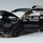 Volkswagen Touareg CR Negro FAW 1:18 LTC761021BLA Metal - image 2 of 7