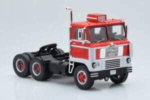White 7400 Rojo Plata IXO 1:43 TR170 Metal - imagen 3 de 5