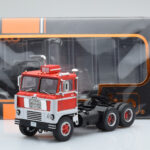 White 7400 Rojo Plata IXO 1:43 - image 5 of 5