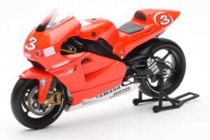 Yamaha YZR-M1 Marlboro Yamaha Team #3 M. Biaggi MotoGP 2002 Minichamps 1:12 122026303 Metal - imagen 2 de 4